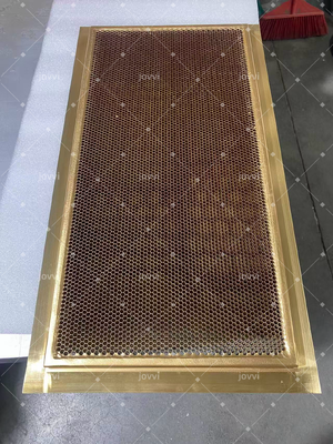 耐久性を提供する300mm × 300mm換気窓 厳しい産業環境に適した高い機械的強度