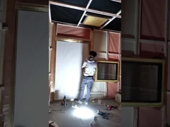 MRIルームのための透明なワイヤーメッシュを持つMRIシールドウィンドウ